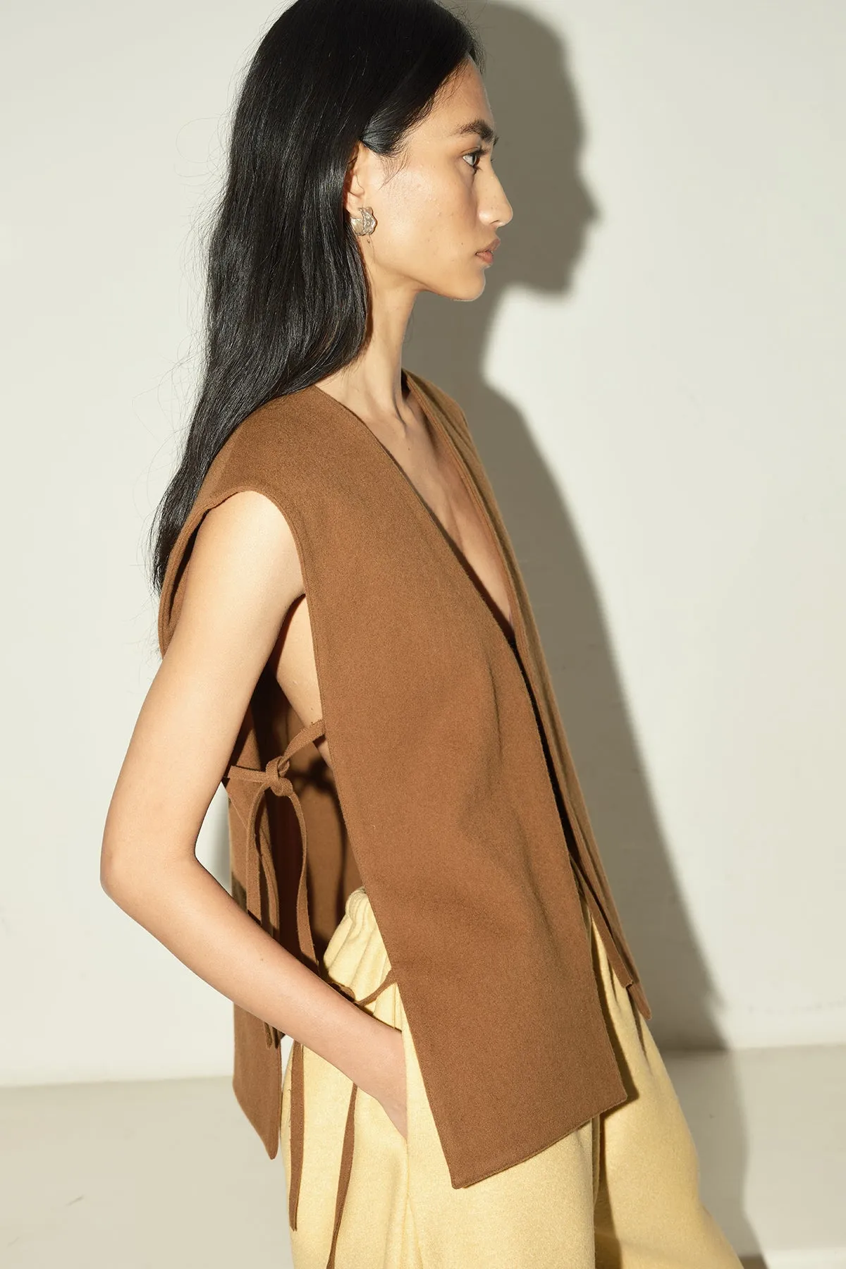 Avellana Brushed Wool Vest