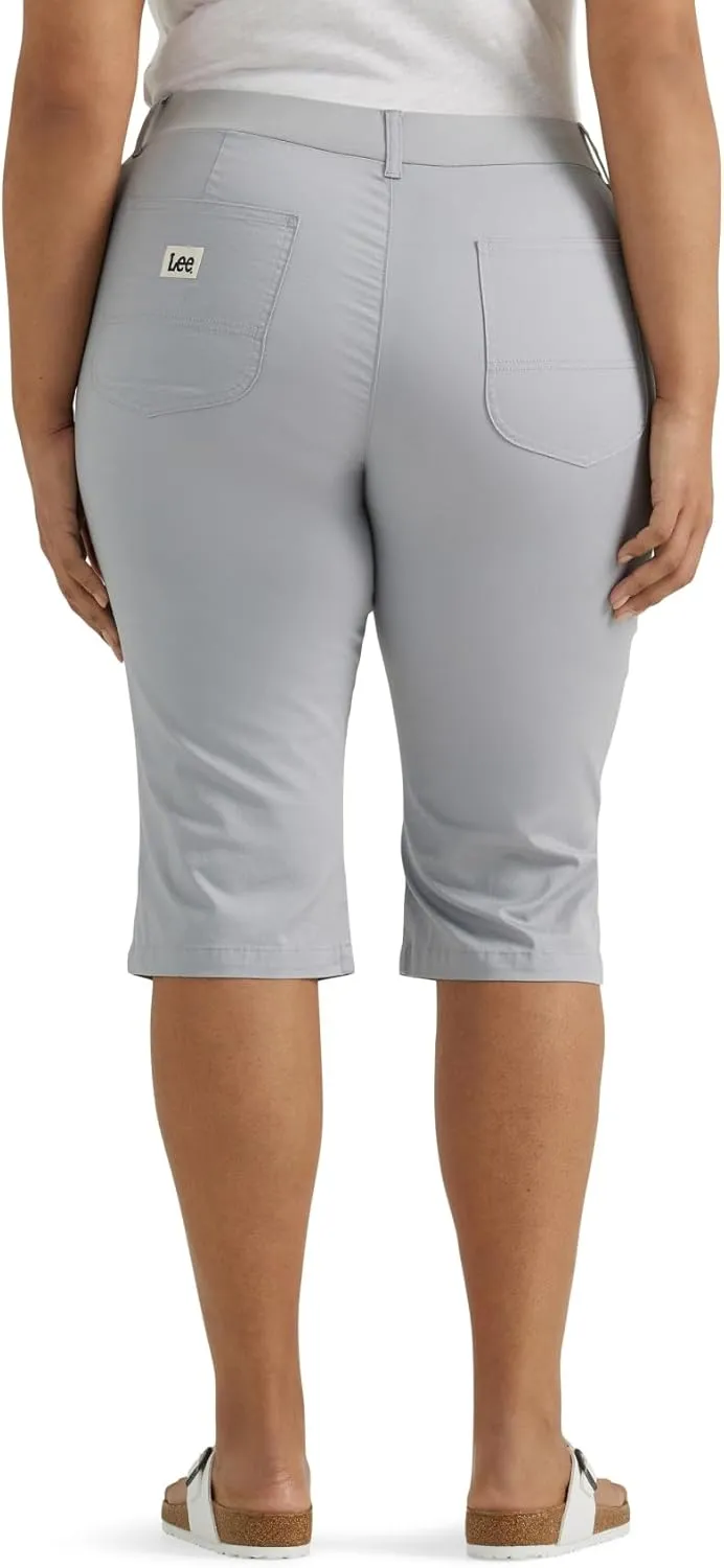 Lee Women's Plus Size Ultra Lux Comfort with Flex-to-go Utility Skimmer Capri Pant