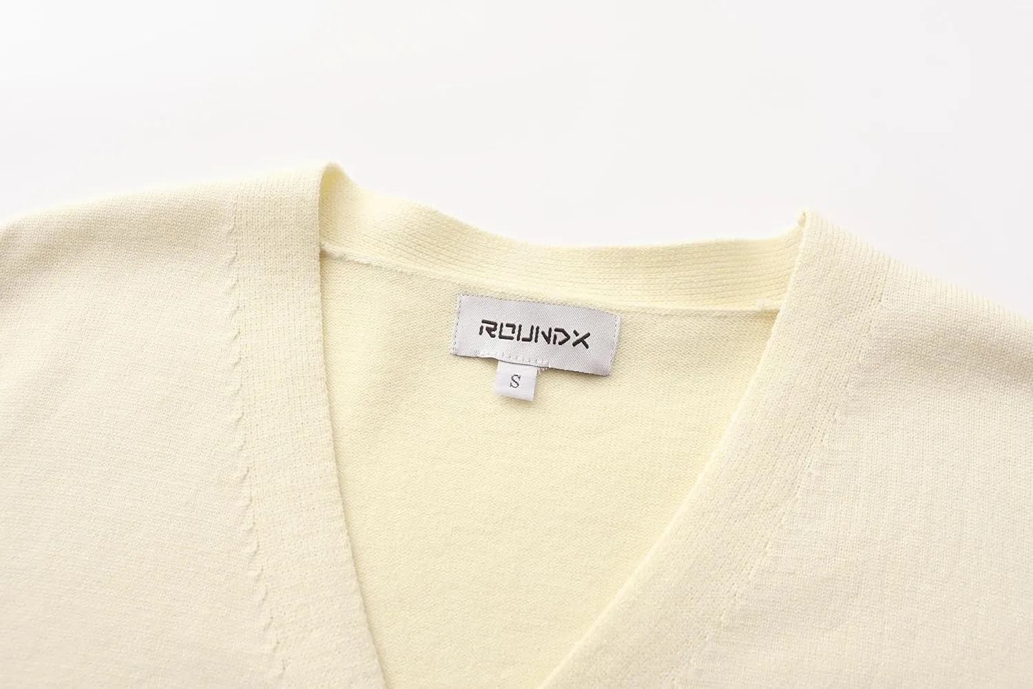 Men's Knit Cardigan Sweater Wool Blend Knit V Neck Buttons Cardigan with Pockets