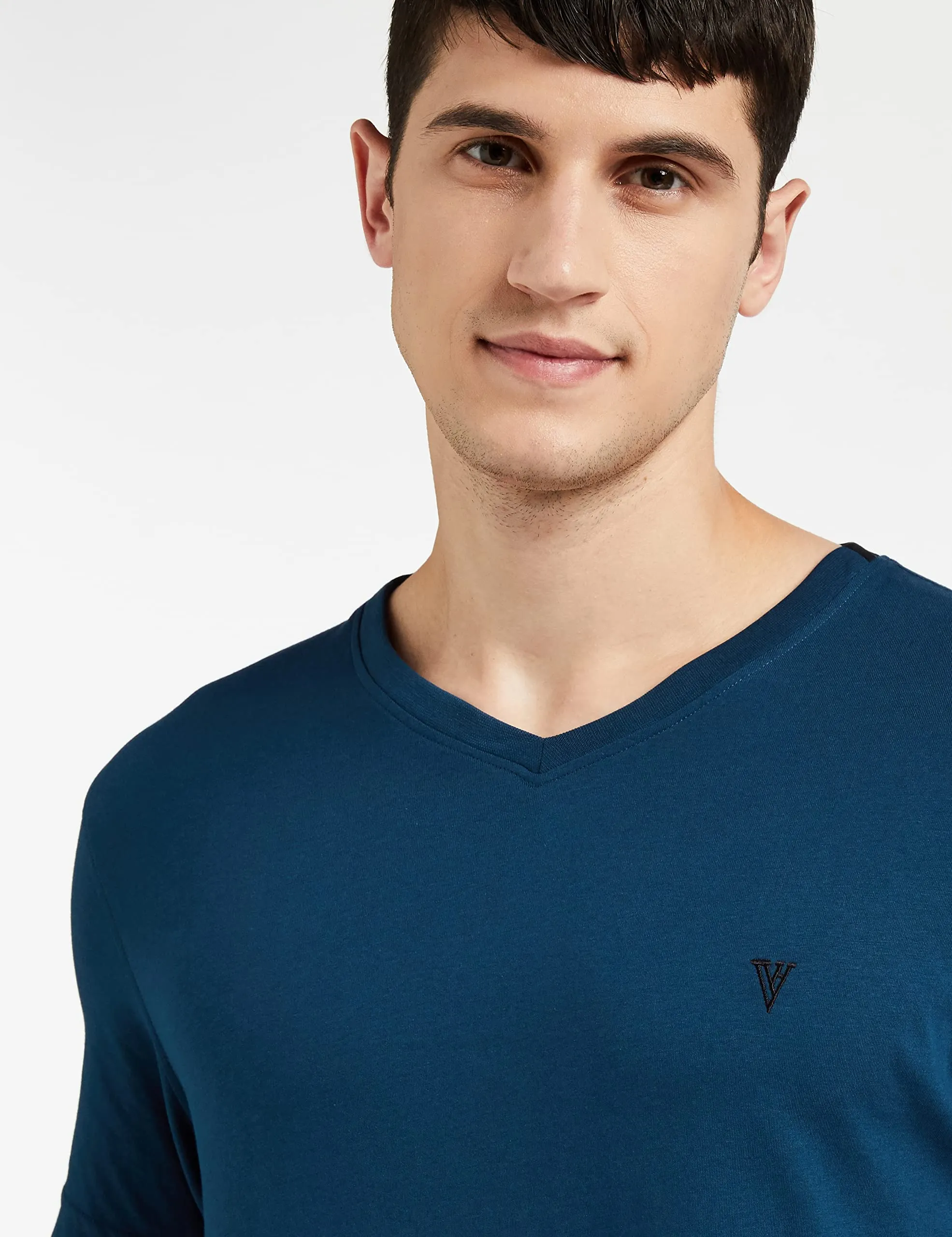 Van Heusen Men Athleisure Smart Tech T-Shirt - Easy Stain Release, Anti Stat, Ultra Soft_60001_Deep Sea_L