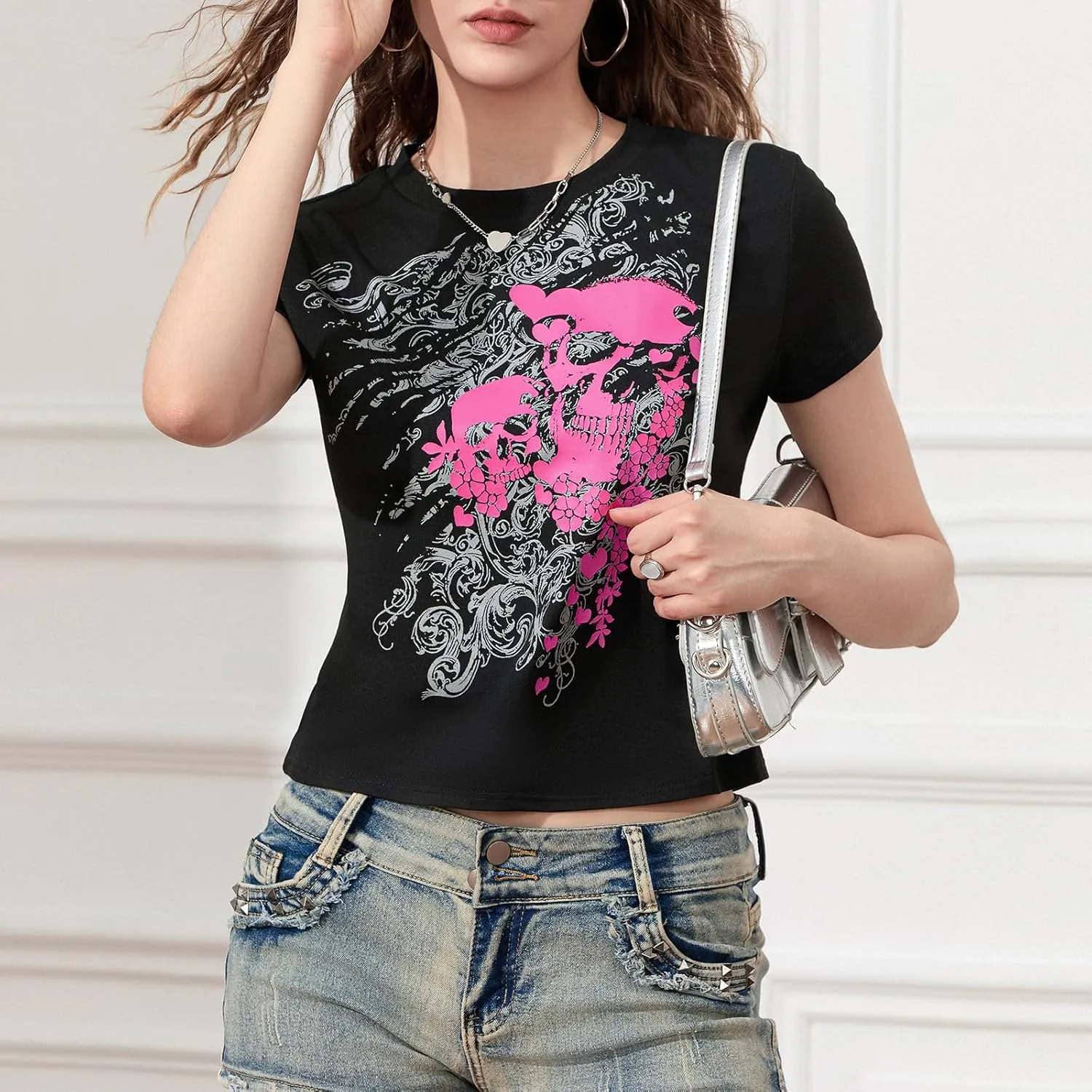 Y2k Grunge Graphic Tees for Women Teen Girls Vintage Goth Aesthetic Baggy Shirts 2000s Emo Tops Summer Clothes