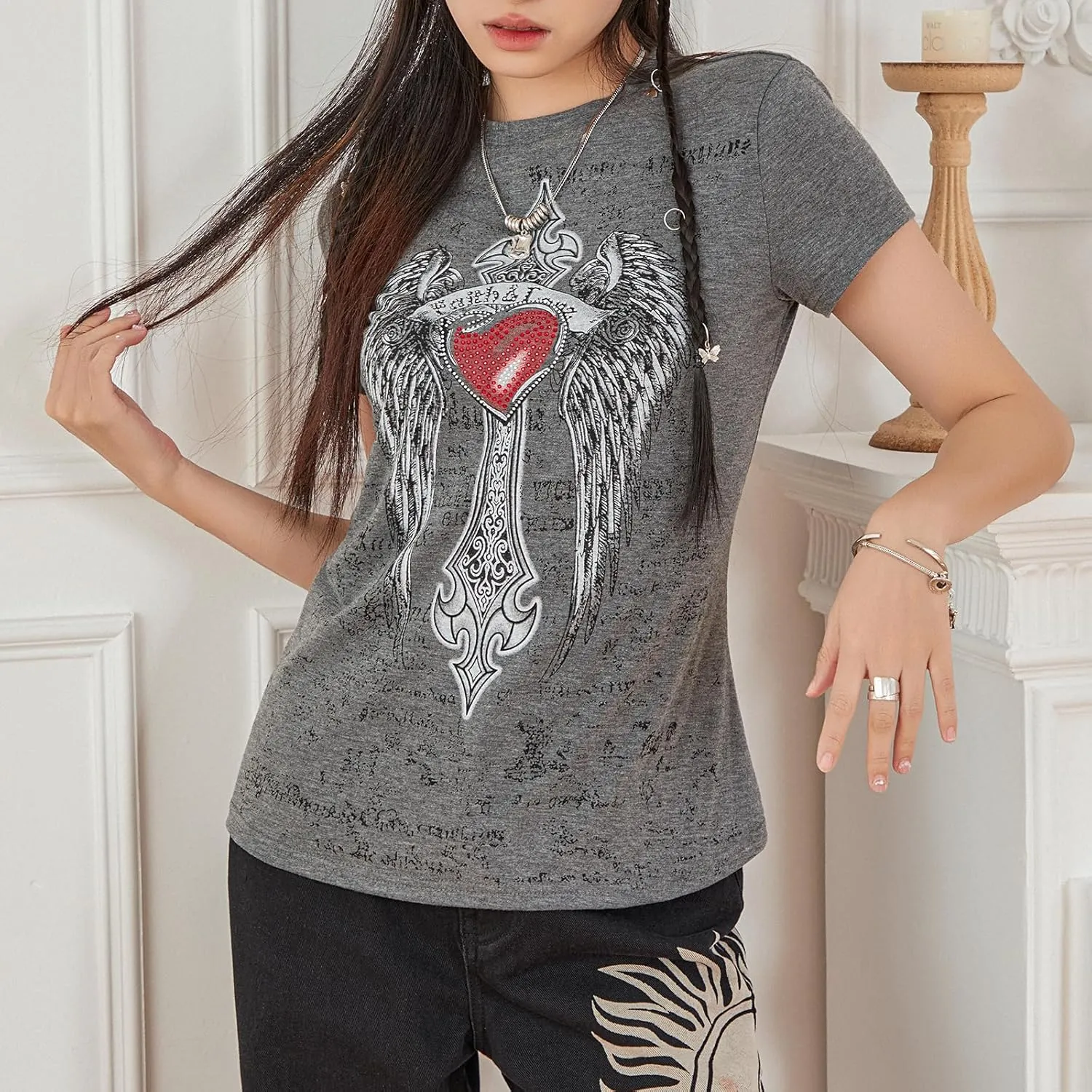 Y2k Grunge Graphic Tees for Women Teen Girls Vintage Goth Aesthetic Baggy Shirts 2000s Emo Tops Summer Clothes