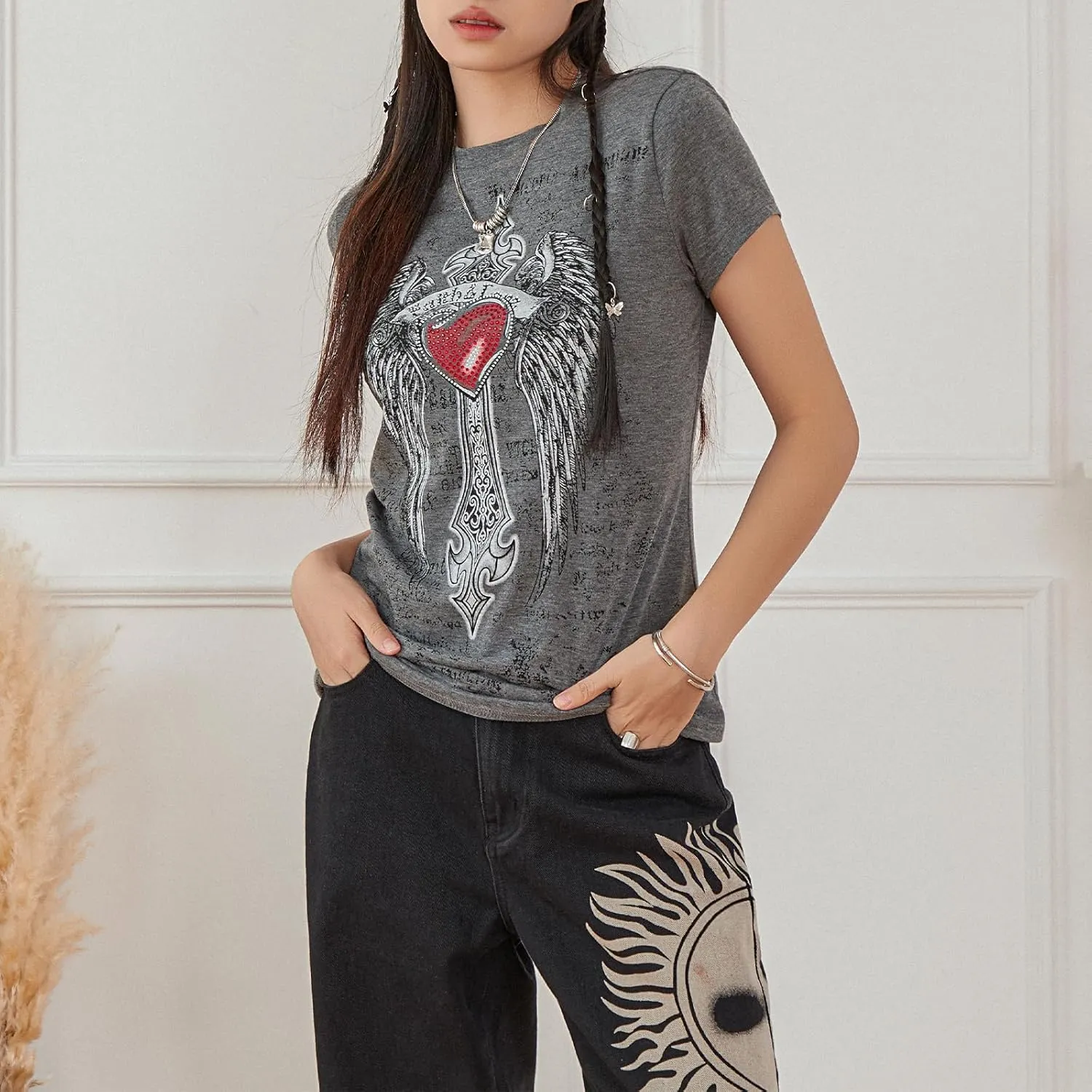 Y2k Grunge Graphic Tees for Women Teen Girls Vintage Goth Aesthetic Baggy Shirts 2000s Emo Tops Summer Clothes