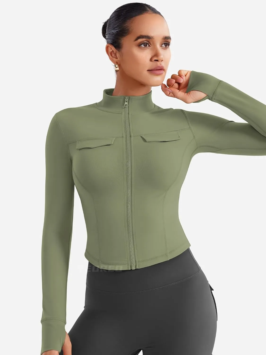 YEOREO CoreFlex Womens Workout Jackets Cropped Zip Up Athletic Jackets Arsene Slim Fit Yoga Running Tops with Thumb Holes
