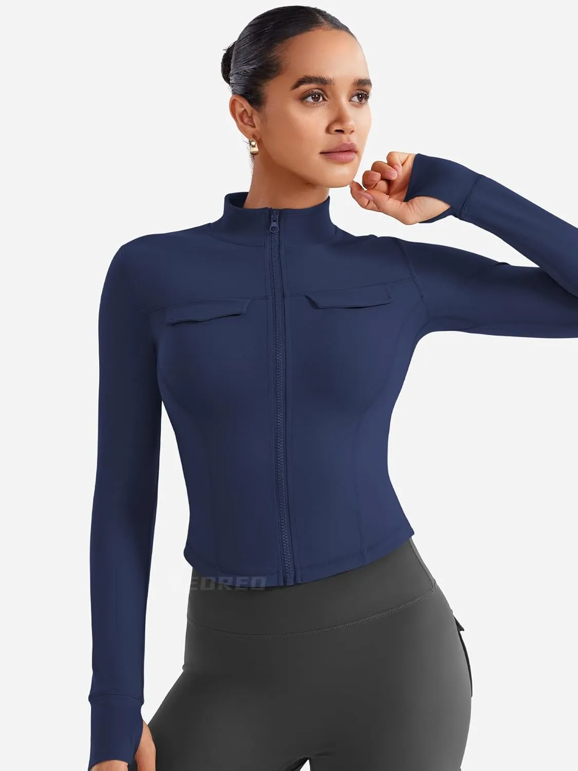 YEOREO CoreFlex Womens Workout Jackets Cropped Zip Up Athletic Jackets Arsene Slim Fit Yoga Running Tops with Thumb Holes