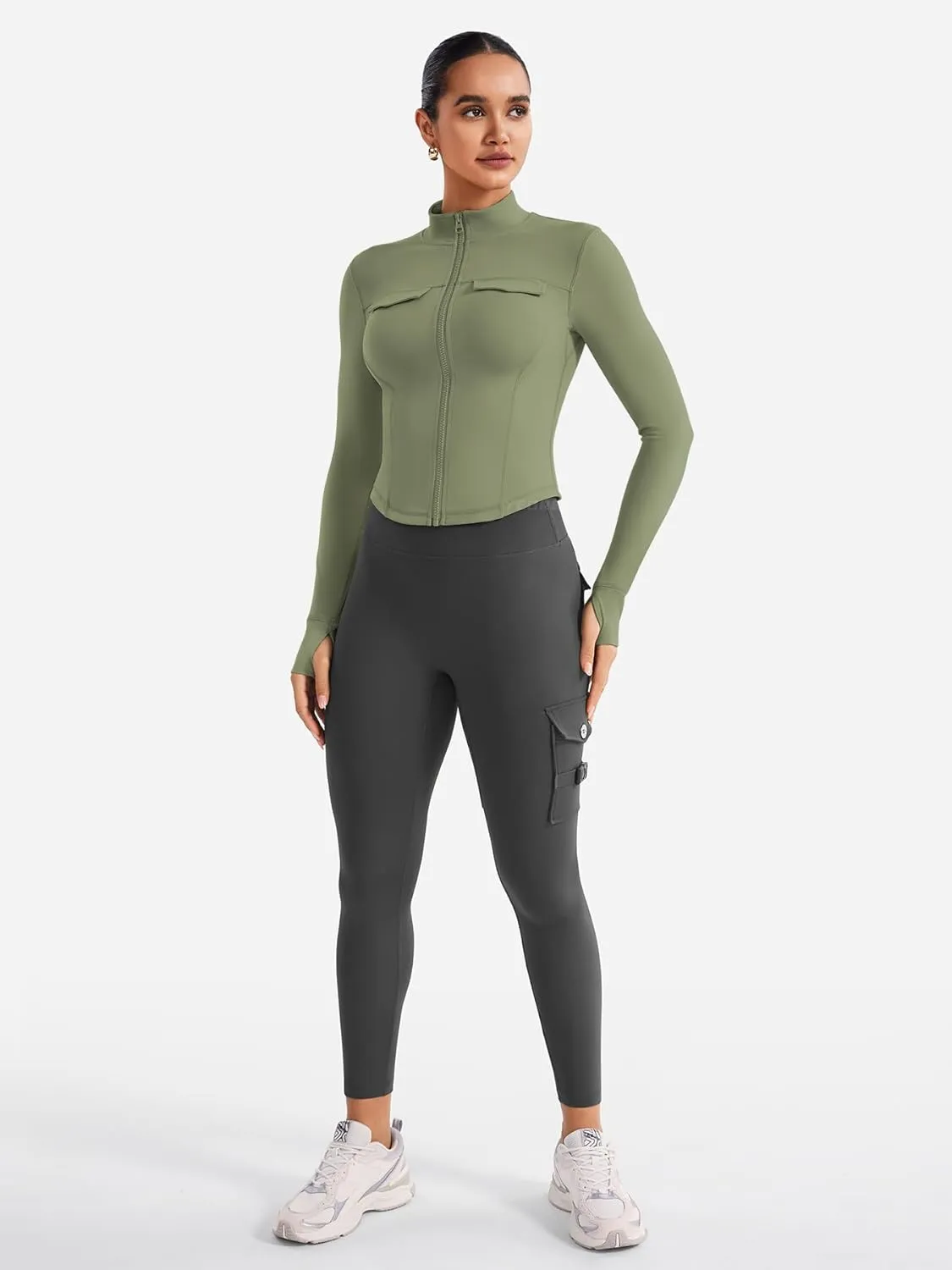 YEOREO CoreFlex Womens Workout Jackets Cropped Zip Up Athletic Jackets Arsene Slim Fit Yoga Running Tops with Thumb Holes